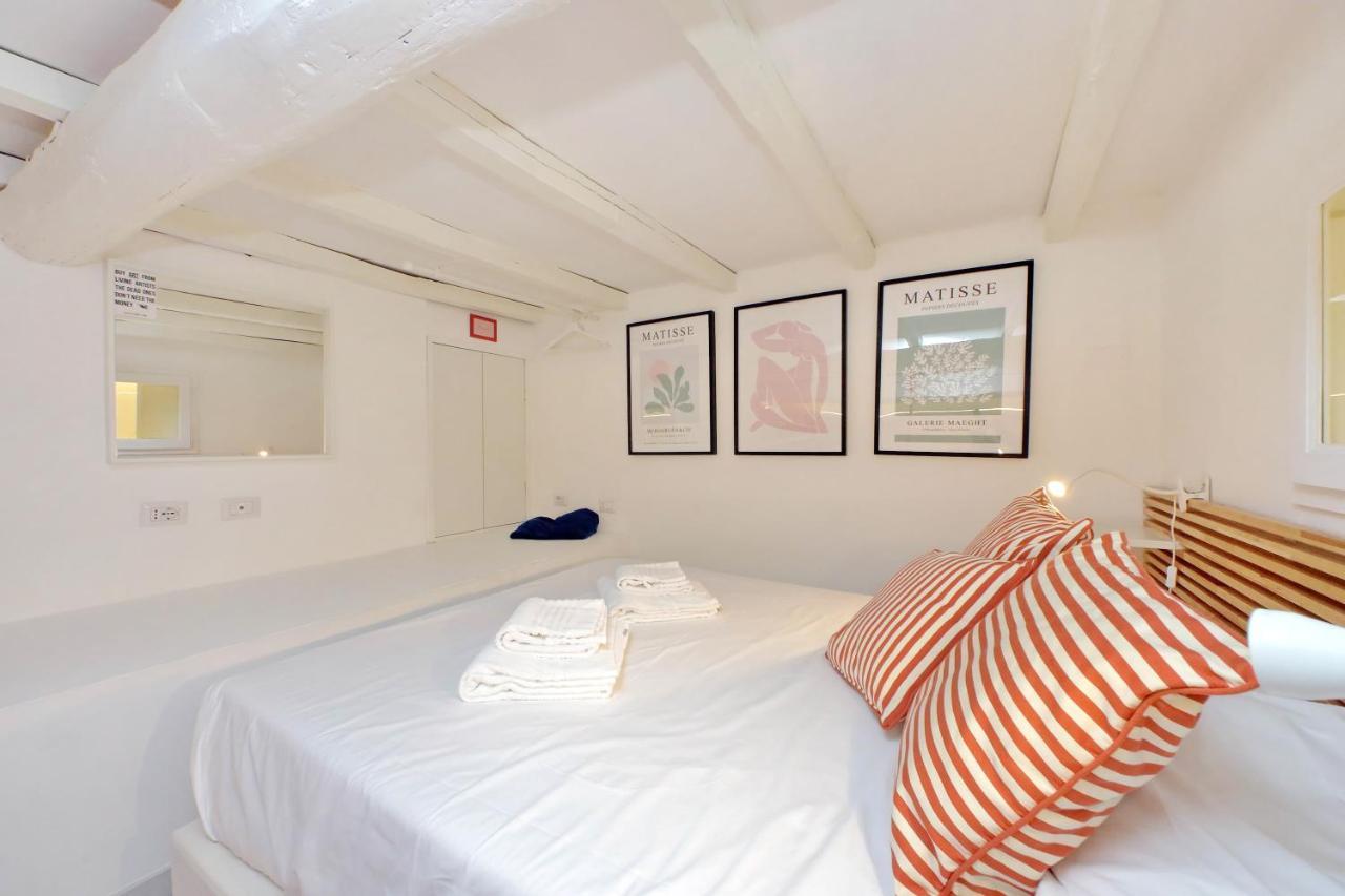 4Bnb - Serpenti Delightful Apartment روما المظهر الخارجي الصورة