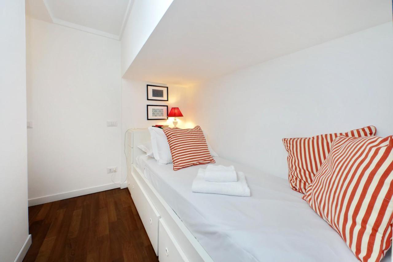 4Bnb - Serpenti Delightful Apartment روما المظهر الخارجي الصورة